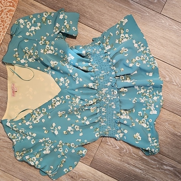 Rabbit Rose Floral Puff Sleeve Blouse, Smocked Waist, V-Neck, Women's Size Large - Picture 10 of 11